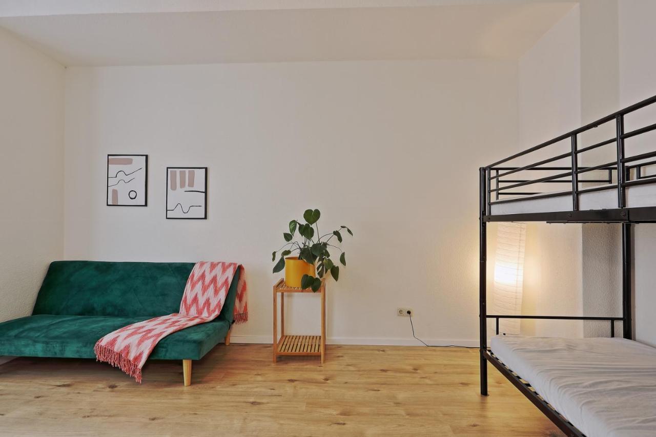 Next Home - Free Parking & Wifi - Badewanne Duisburg Luaran gambar