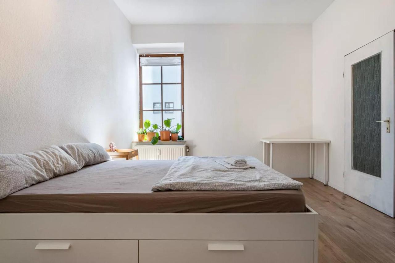 Next Home - Free Parking & Wifi - Badewanne Duisburg Luaran gambar
