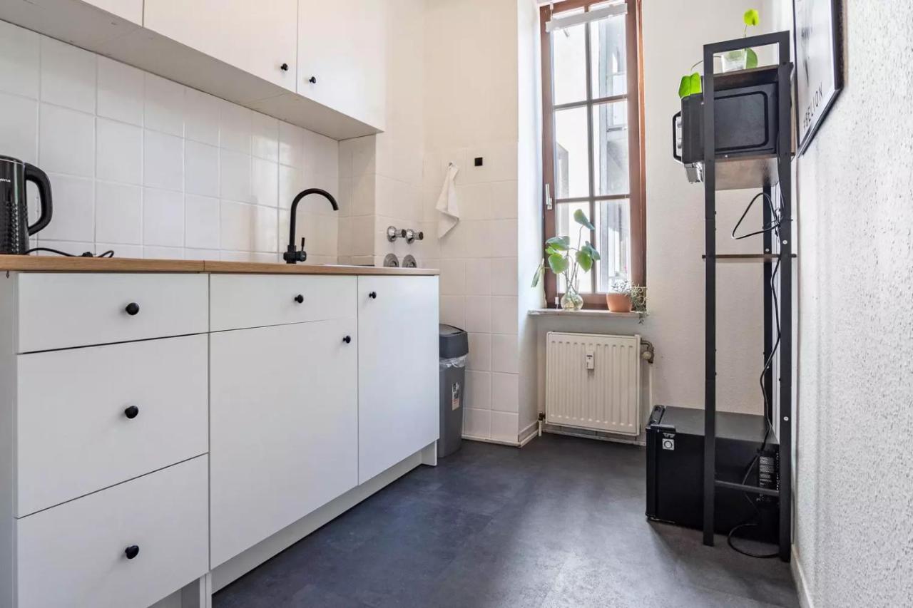 Next Home - Free Parking & Wifi - Badewanne Duisburg Luaran gambar