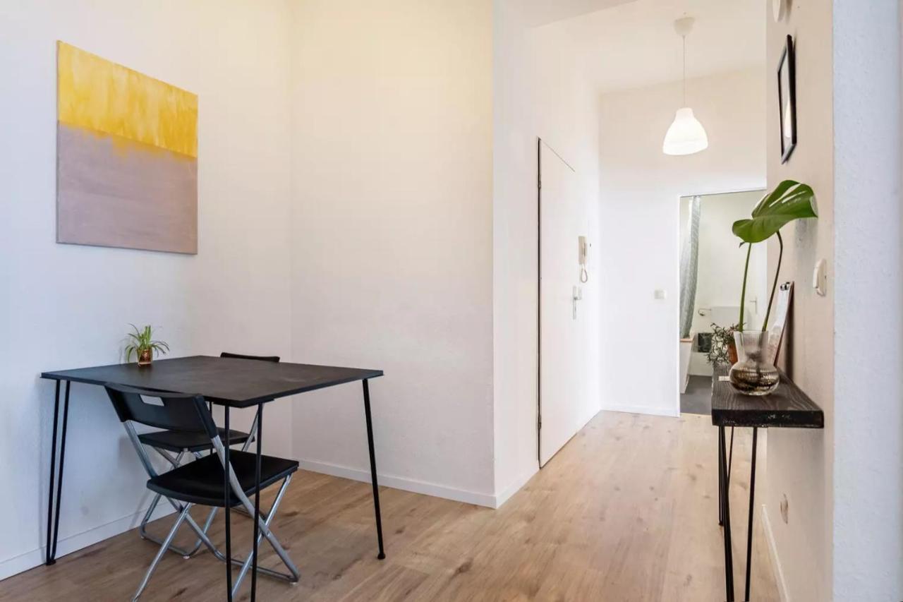 Next Home - Free Parking & Wifi - Badewanne Duisburg Luaran gambar